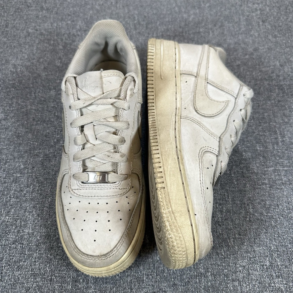 Nike Air Force‎ 1 Shoes Youth Size 5.5Y Triple White Low Top Sneakers 314192-117
